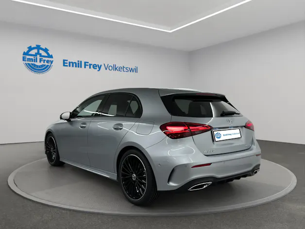 Mercedes-Benz A 220 AMG Line 4m