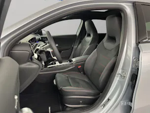 Mercedes-Benz A 220 AMG Line 4m