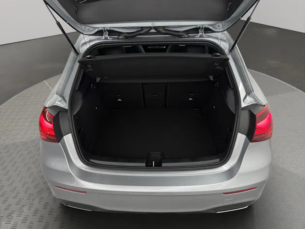 Mercedes-Benz A 220 AMG Line 4m