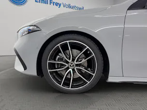 Mercedes-Benz A 220 AMG Line 4m