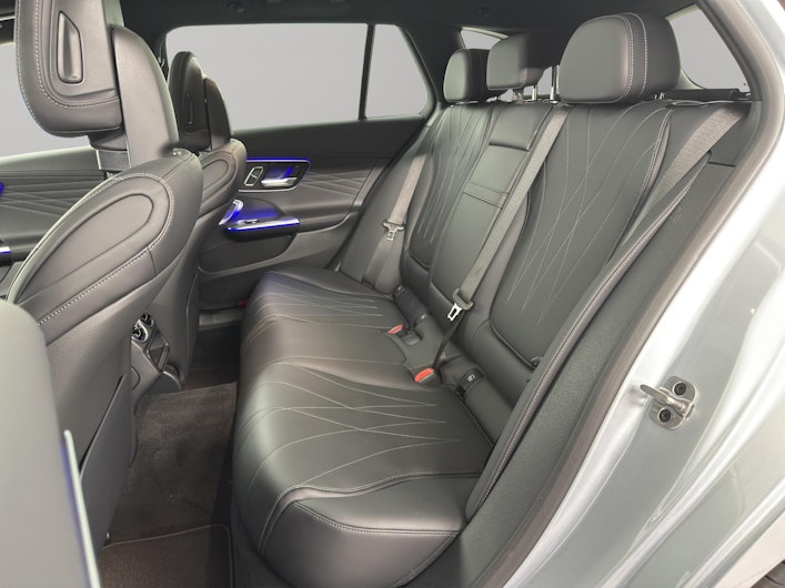 Vehicle image MERCEDES-BENZ C 220