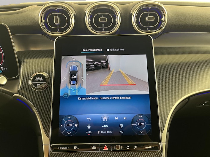 Vehicle image MERCEDES-BENZ GLC 220