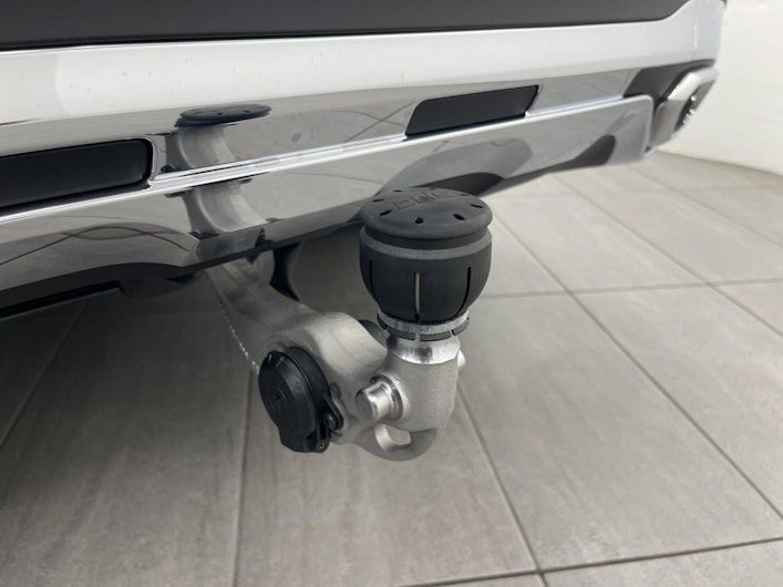 Vehicle image MERCEDES-BENZ GLC 220