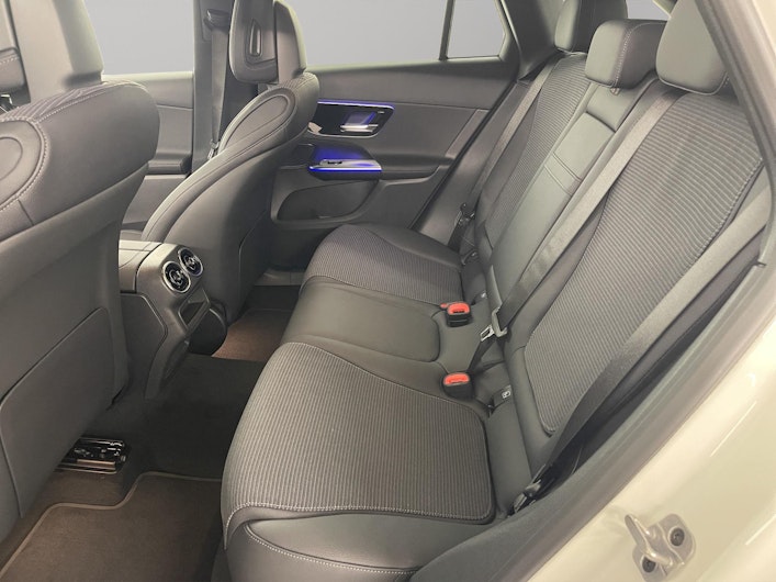 Vehicle image MERCEDES-BENZ GLC 220