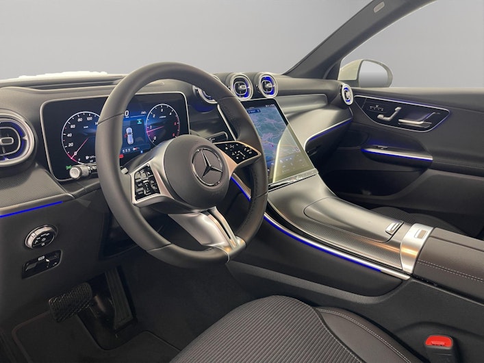 Vehicle image MERCEDES-BENZ GLC 220