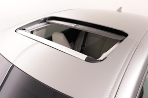 Vehicle image LEXUS ES 300h Excellence