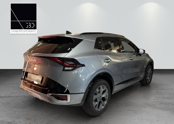 Vehicle image 10 Vehicle image 10