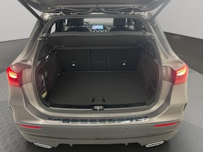 Vehicle image MERCEDES-BENZ GLA 200 Night Star AMG Line