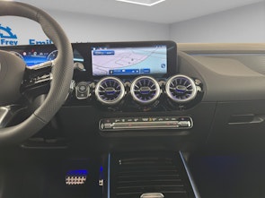 Vehicle image MERCEDES-BENZ GLA 250 Swiss Star AMG Line 4matic