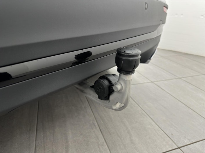 Vehicle image MERCEDES-BENZ GLA 250