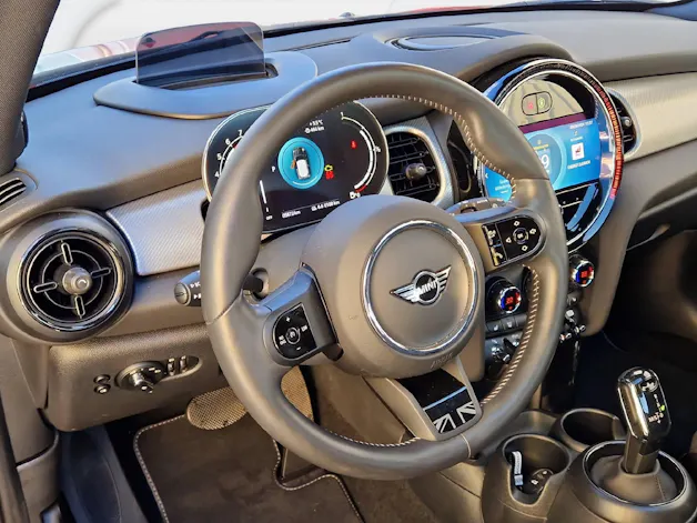 Mini Cooper S ** 4 Jahre Werksgarantie **
