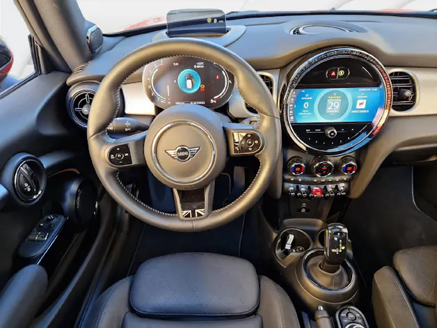 Mini Cooper S ** 4 Jahre Werksgarantie **