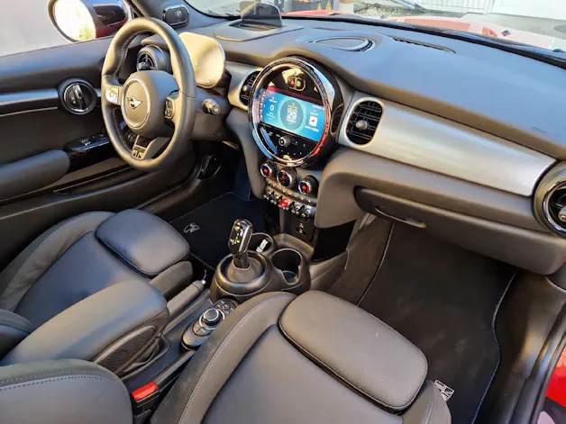 Mini Cooper S ** 4 Jahre Werksgarantie **