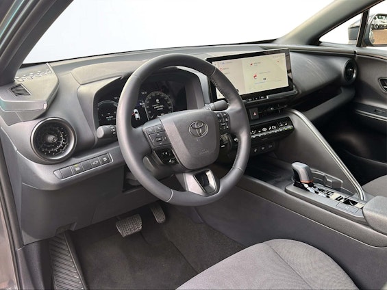 Vehicle image 10 Vehicle image 10