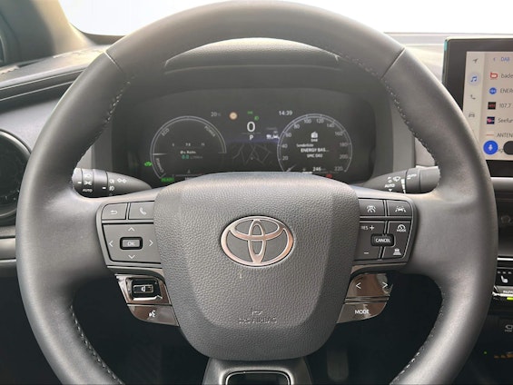 Vehicle image 15 Vehicle image 15