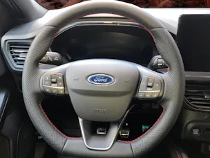 Ford Focus Station Wagon 1.0i EcoB Hybrid 125 ST-Line X