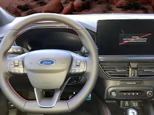 Ford Focus Station Wagon 1.0i EcoB Hybrid 125 ST-Line X