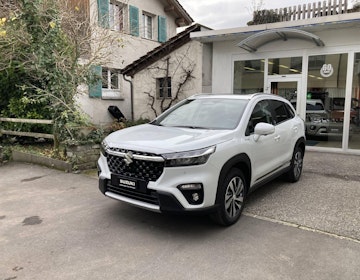 Vehicle image SUZUKI S-CROSS 0 Vehicle image SUZUKI S-CROSS 0