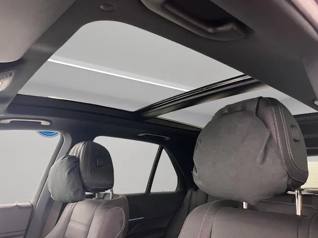 Mercedes-Benz GLE 400 e 4MATIC with EQ Hybrid Technology "EQ Star"