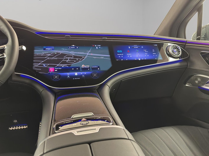 Vehicle image MERCEDES-BENZ EQE 500