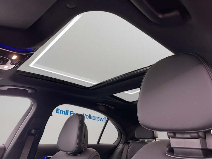 Vehicle image MERCEDES-BENZ C 220