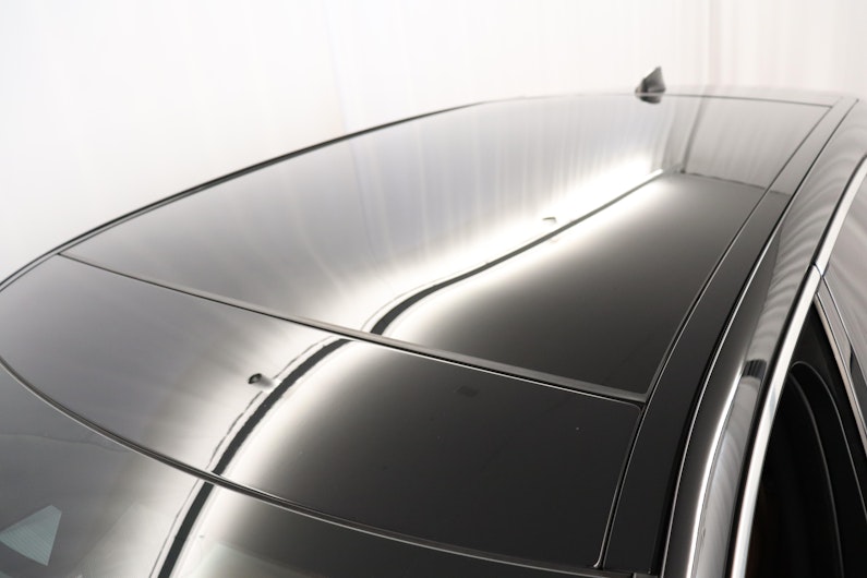 Vehicle image JAGUAR F-PACE