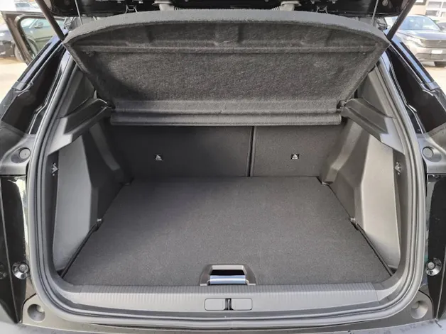 Peugeot 2008 1.2 Hybrid Allure Premium