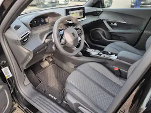 Peugeot 2008 1.2 Hybrid Allure Premium