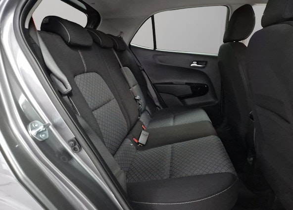 Vehicle image 14 Vehicle image 14