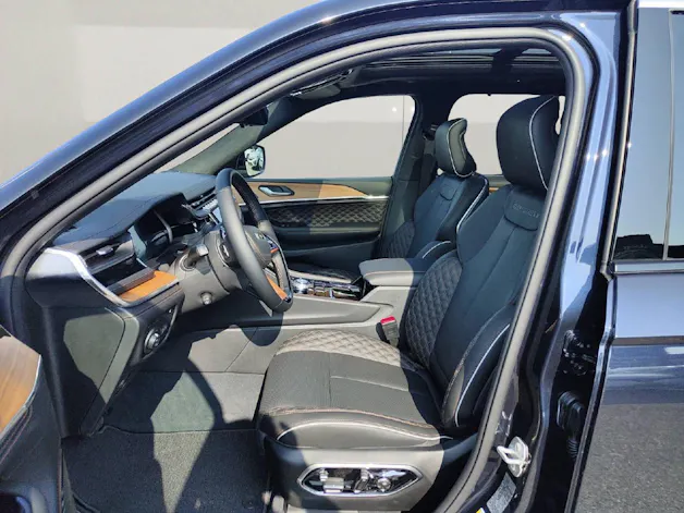 Jeep Grand Cherokee 2.0 Turbo Summit