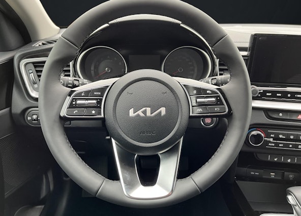 Vehicle image 8 Vehicle image 8