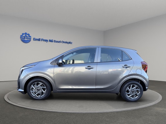 Vehicle image 2 Vehicle image 2