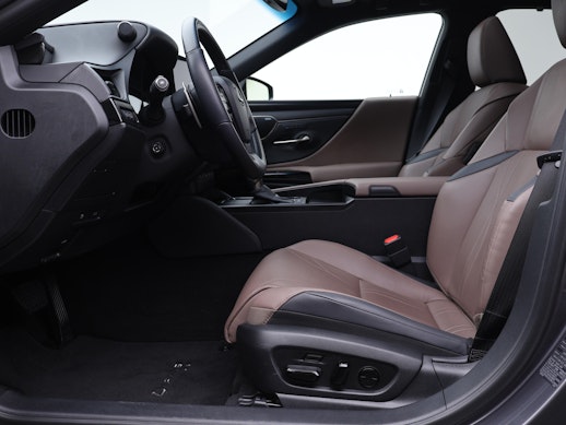 LEXUS ES 300h Excellence 2