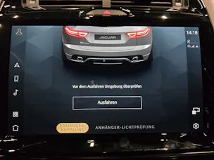 Jaguar E-Pace 1.5 T 270e R-Dynamic HSE AWD