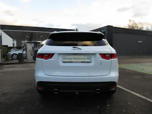 Jaguar F-Pace 2.0 T 300 R-Sport AWD
