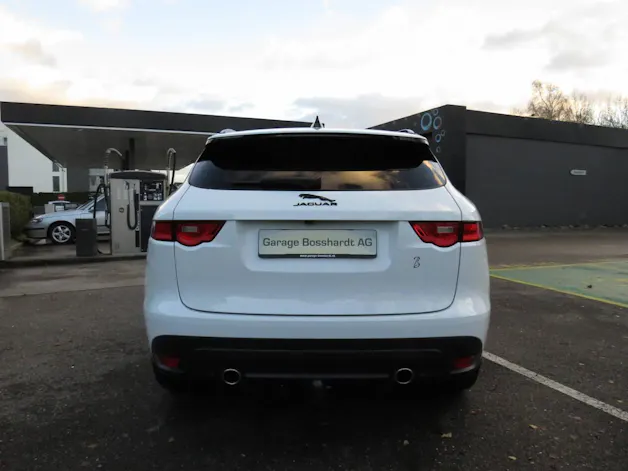 Jaguar F-Pace 2.0 T 300 R-Sport AWD