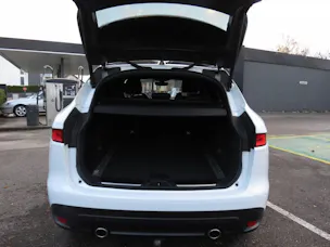 Jaguar F-Pace 2.0 T 300 R-Sport AWD
