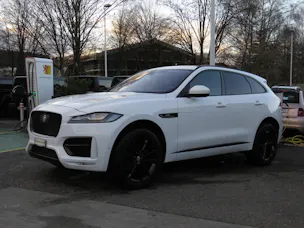 Jaguar F-Pace 2.0 T 300 R-Sport AWD