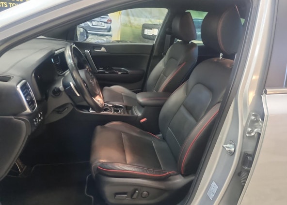 Vehicle image 6 Vehicle image 6