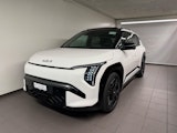 First vehicle image