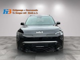 First vehicle image