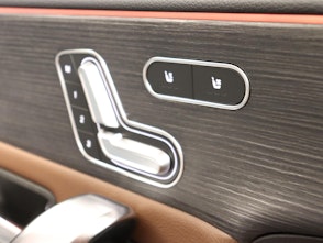 Vehicle image MERCEDES-BENZ A 250 AMG Line 4m