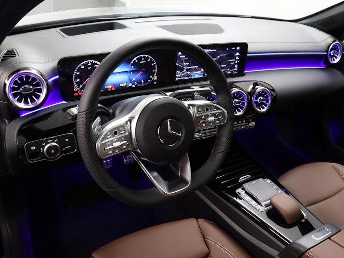 Vehicle image MERCEDES-BENZ A 250