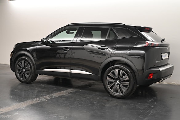 PEUGEOT 2008 1.2 PureTech 155 GT 3