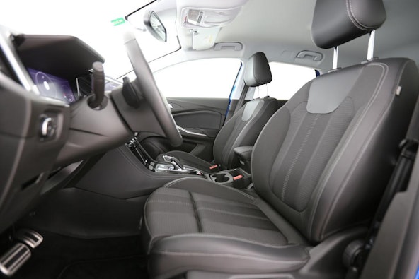 Vehicle image 2 Vehicle image 2