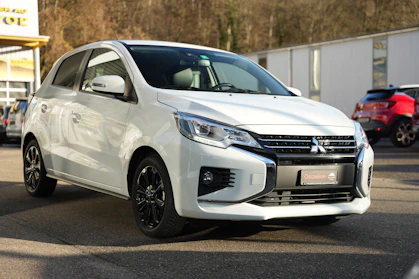 MITSUBISHI SPACE STAR