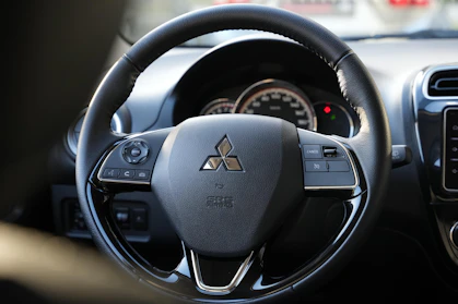 MITSUBISHI SPACE STAR 11