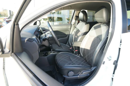 MITSUBISHI SPACE STAR 7