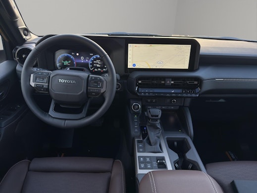 TOYOTA Land Cruiser 2.8 D 230 First Edition 3