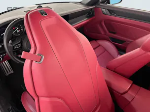 Porsche 911 Carrera 4 GTS Cabriolet